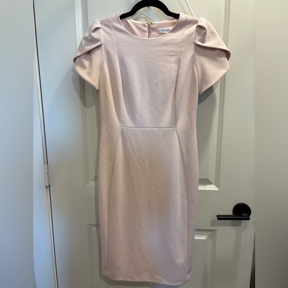 Elegant Calvin Klein Light Pink Dress 💓